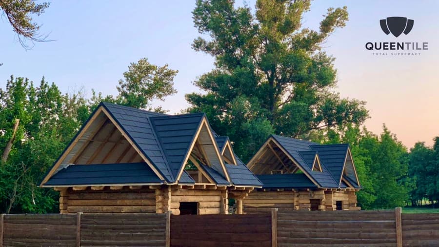 A roof finished in QUEENTILE SHAKE