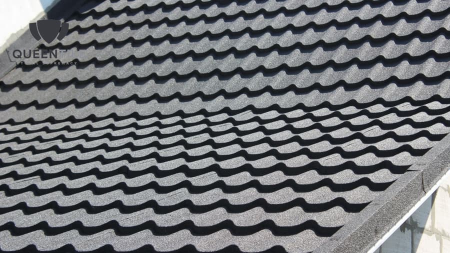 A roof finished in QUEENTILE STANDARD