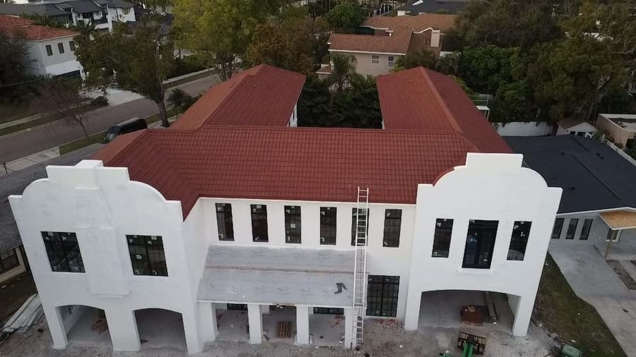 A roof finished in QUEENTILE VERONA