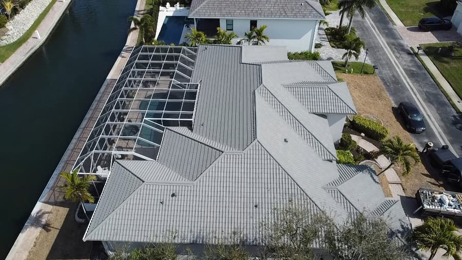 A roof finished in QUEENTILE VERONA