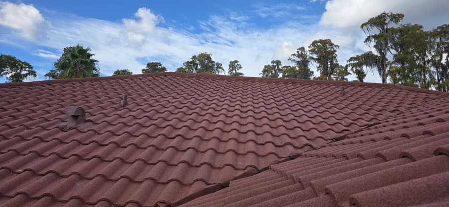 A roof finished in QUEENTILE VERONA