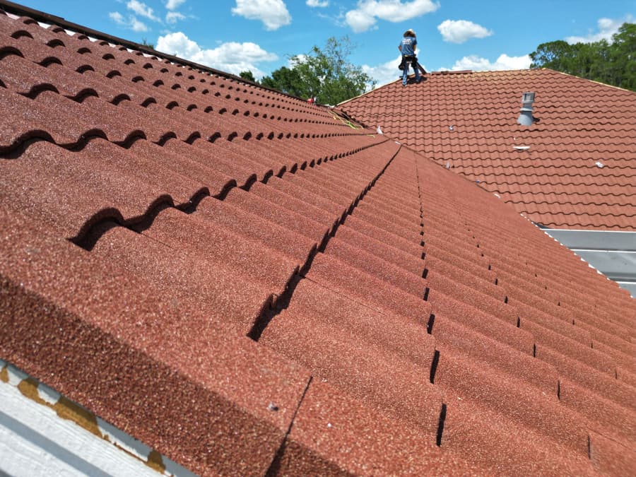A roof finished in QUEENTILE VERONA