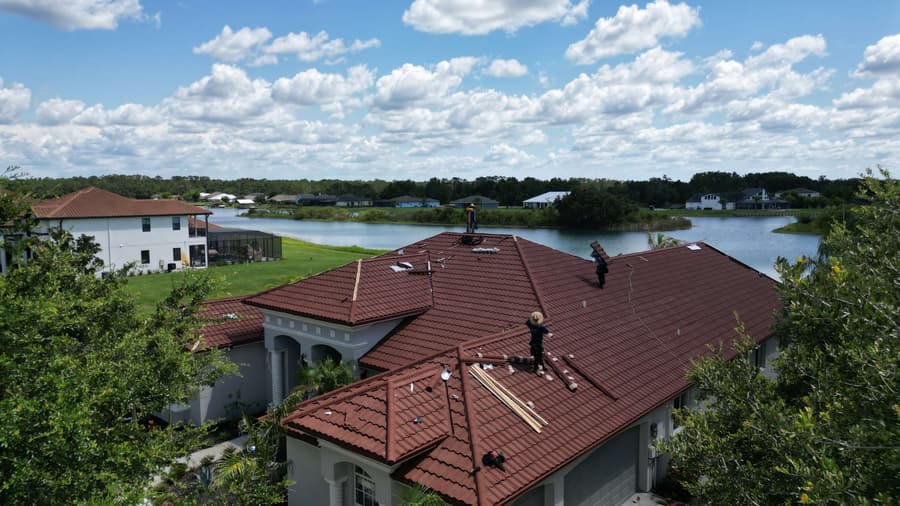 A roof finished in QUEENTILE VERONA