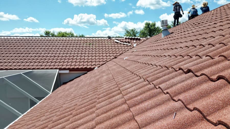 A roof finished in QUEENTILE VERONA