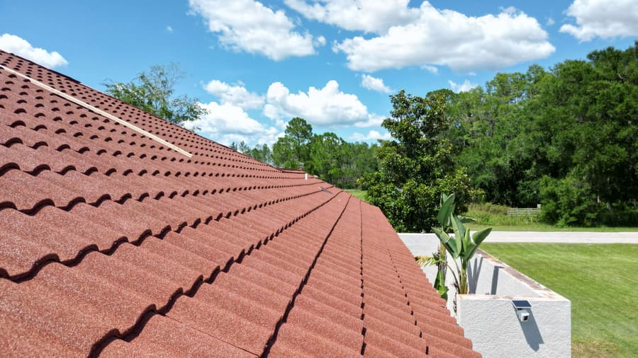 A roof finished in QUEENTILE VERONA