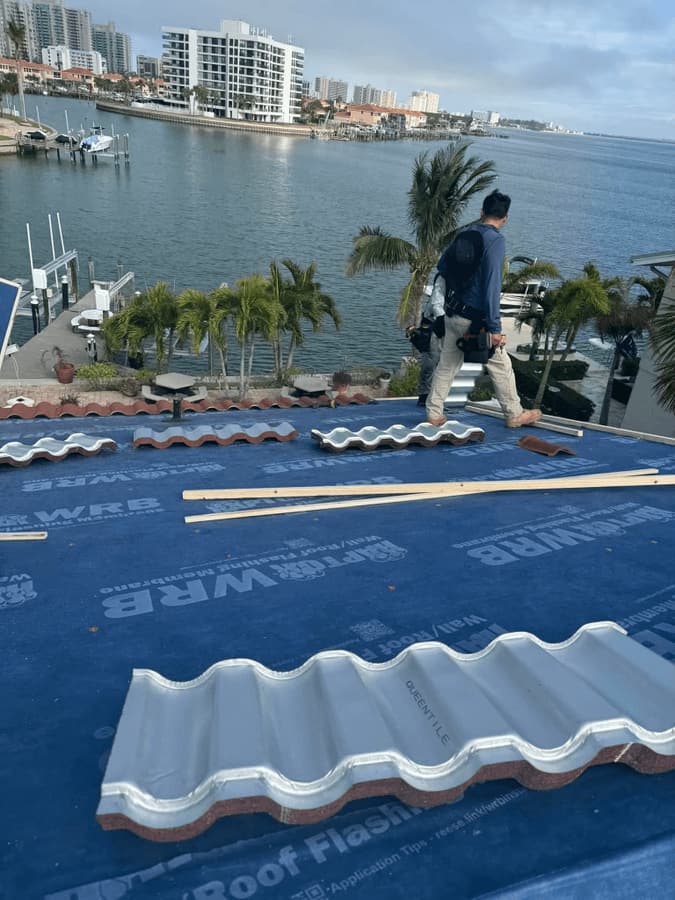 A roof finished in QUEENTILE VERONA