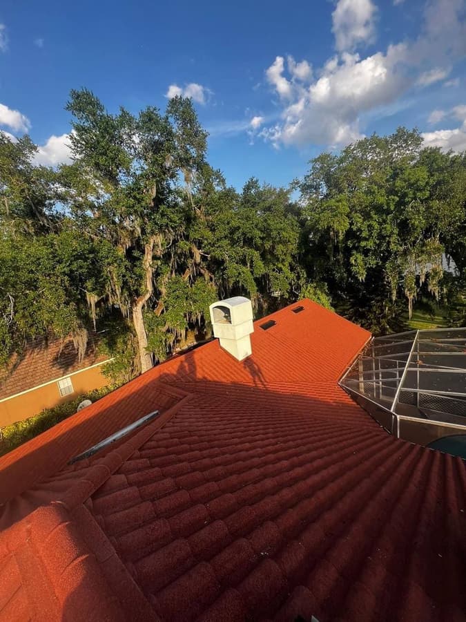 A roof finished in QUEENTILE VERONA