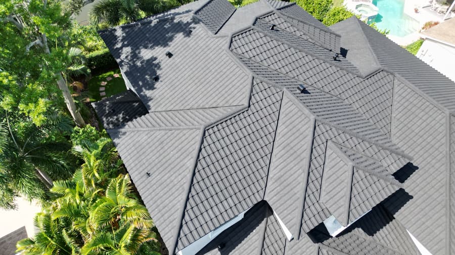 A roof finished in QUEENTILE VERONA