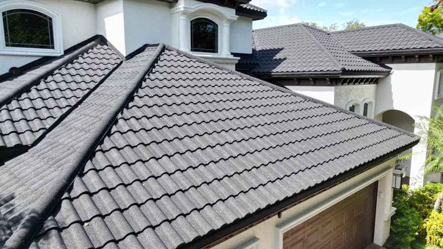 A roof finished in QUEENTILE VERONA