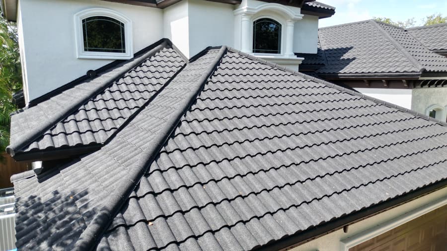 A roof finished in QUEENTILE VERONA